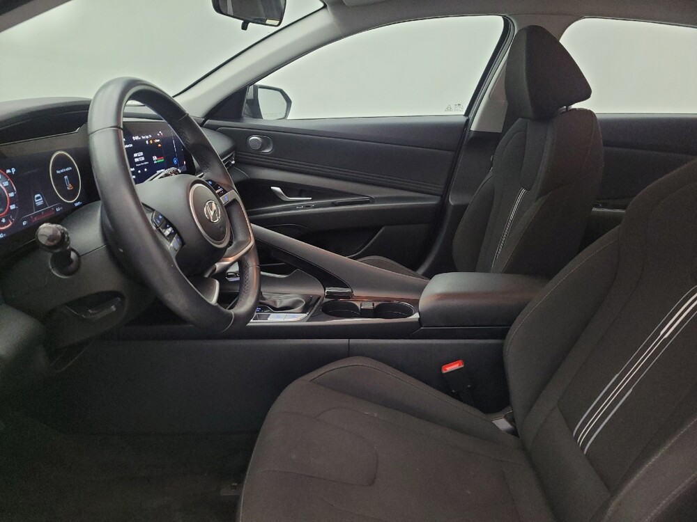 2023 Hyundai Elantra in Toledo, OH 43617 - 18134208 17