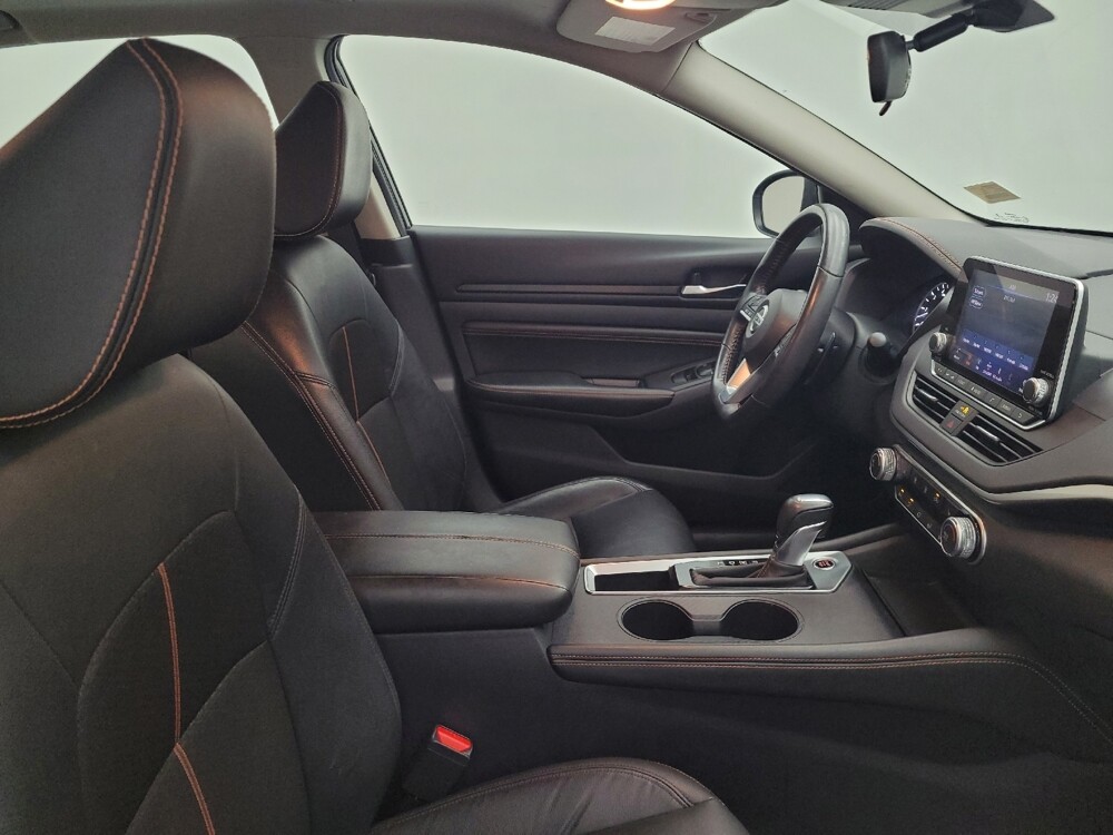 2022 Nissan Altima in Cincinnati, OH 45255 - 18134209 21