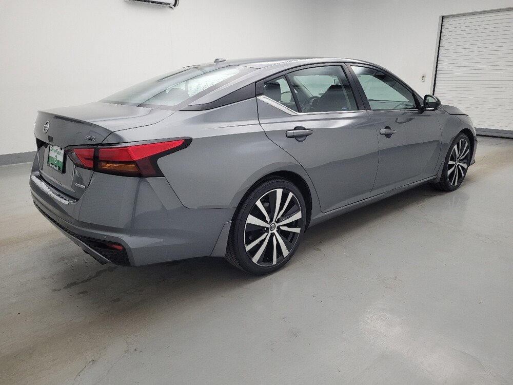 2022 Nissan Altima in Cincinnati, OH 45255 - 18134209 10
