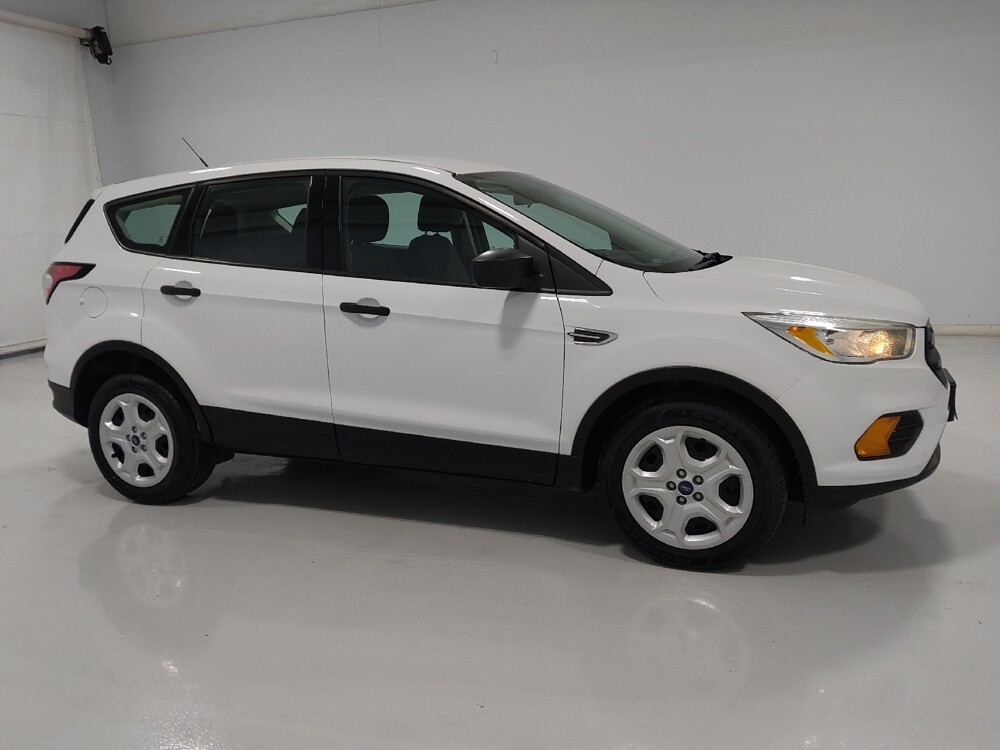 2017 Ford Escape in Columbus, OH 43231 - 18134213 11