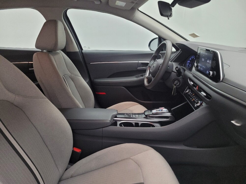 2022 Hyundai Sonata in Cincinnati, OH 45255 - 18134214 21