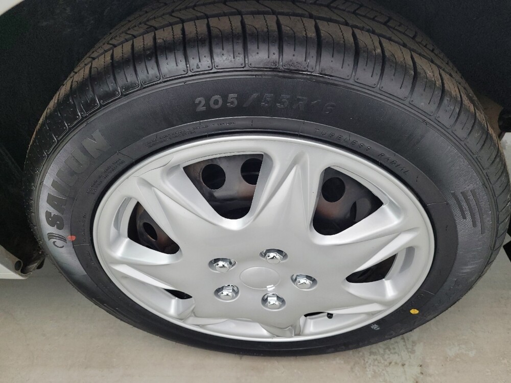 2018 Nissan Sentra in Louisville, KY 40258 - 18134215 31