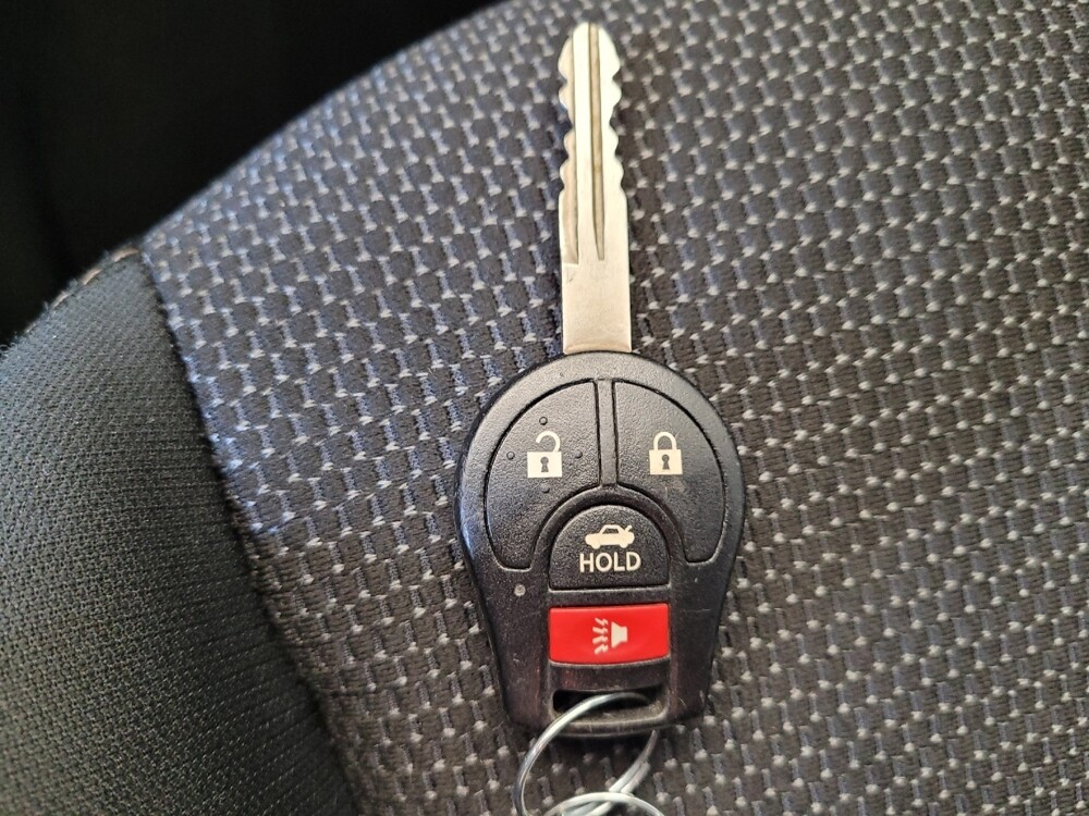 2018 Nissan Sentra in Louisville, KY 40258 - 18134215 32