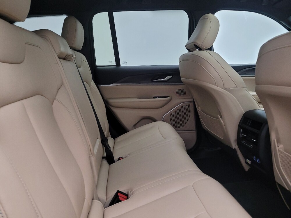 2024 Jeep Grand Cherokee in Columbus, OH 43231 - 18134222 19