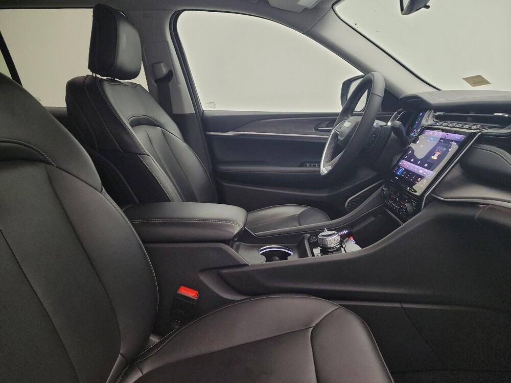 2023 Jeep Grand Cherokee in Fairfield, OH 45014 - 18134223 21