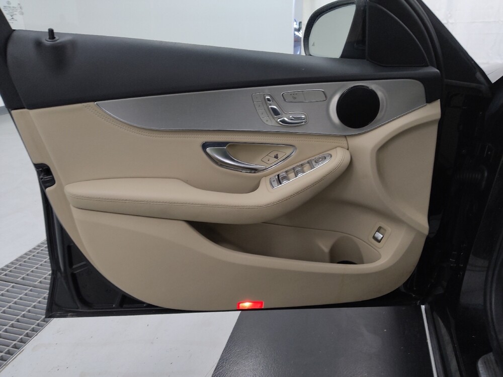 2016 Mercedes-Benz C 300 in St. Louis, MO 63136 - 18134226 27