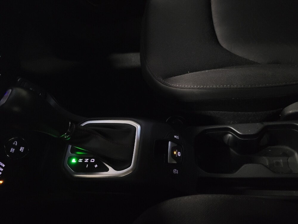 2023 Jeep Renegade in Williamstown, NJ 8094 - 18134229 26