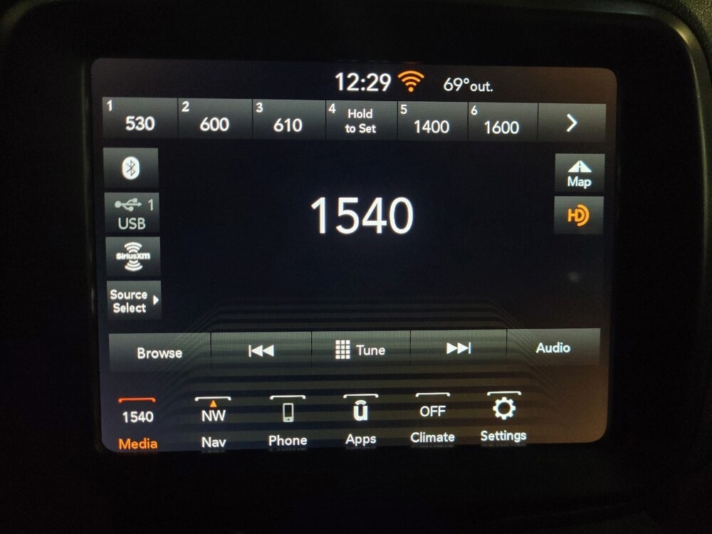 2023 Jeep Renegade in Williamstown, NJ 8094 - 18134229 25