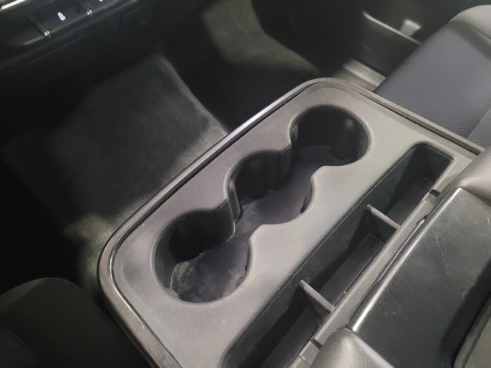 2018 Chevrolet Silverado 1500 in Pittsburgh, PA 15236 - 18134231 26