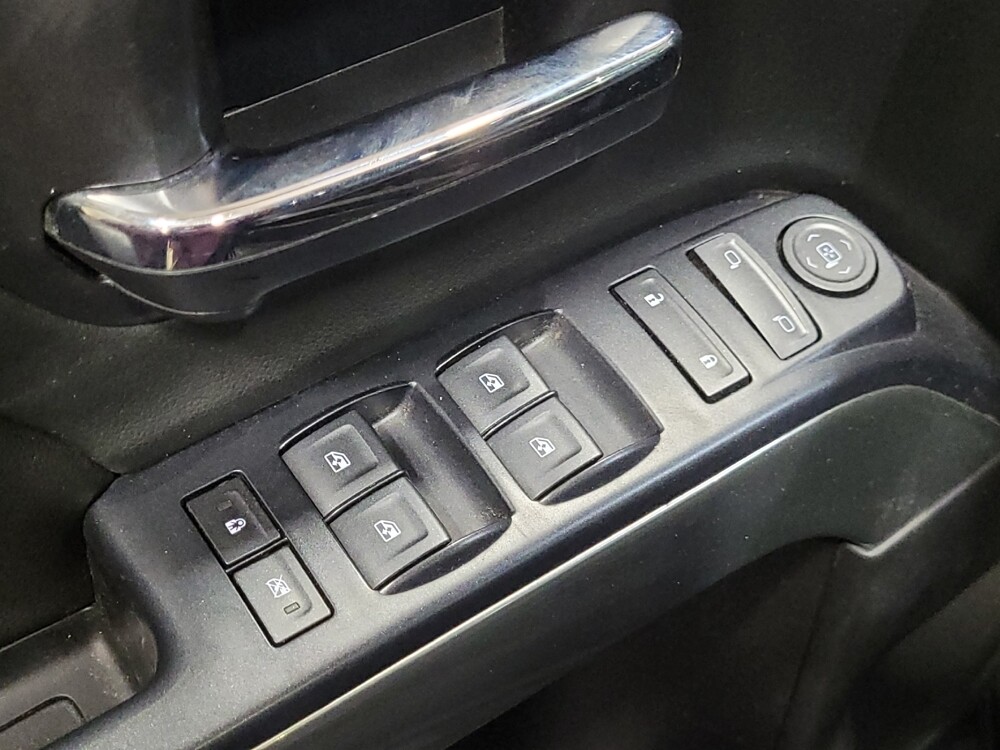 2018 Chevrolet Silverado 1500 in Pittsburgh, PA 15236 - 18134231 27