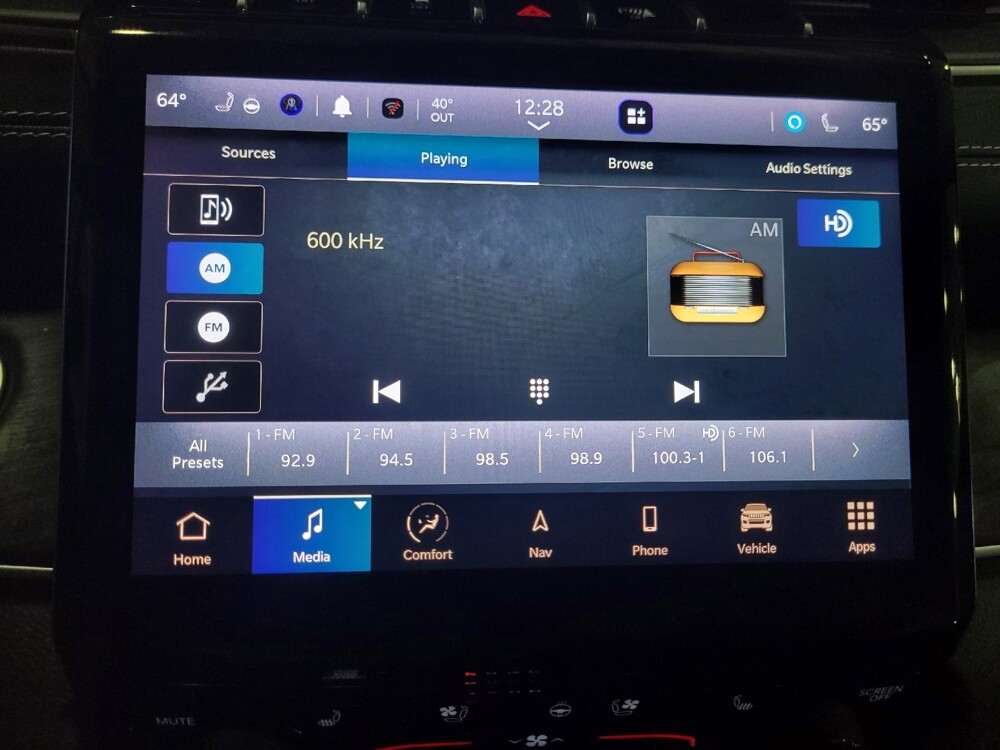 2023 Jeep Grand Cherokee in New Castle, DE 19720 - 18134232 25