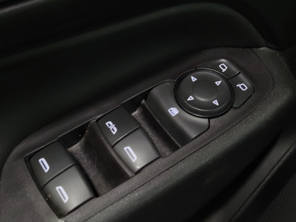 2020 Chevrolet Equinox in Chesapeake, VA 23320 - 18134233 27