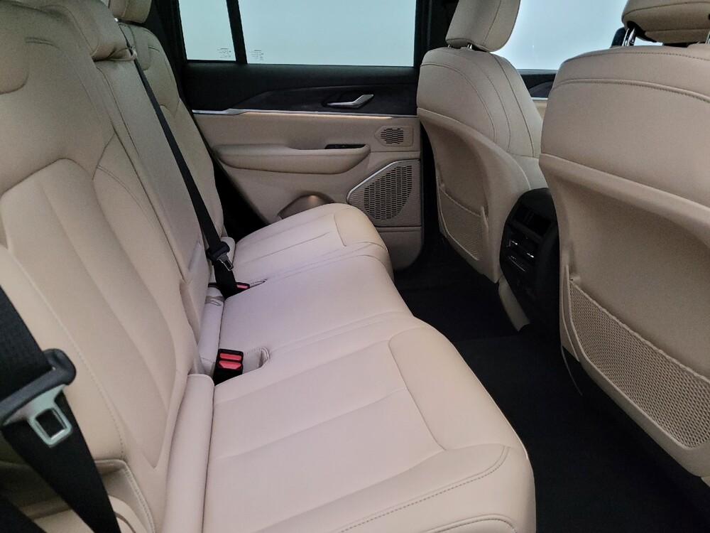 2023 Jeep Grand Cherokee in New Castle, DE 19720 - 18134235 19