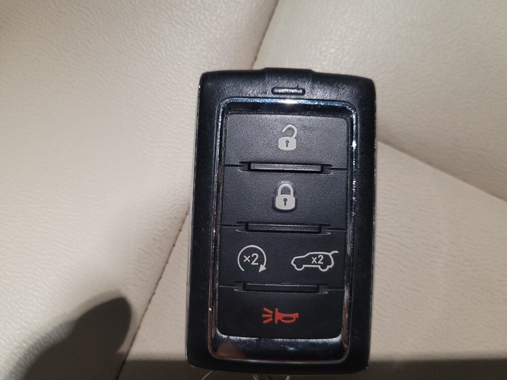 2023 Jeep Grand Cherokee in New Castle, DE 19720 - 18134235 32