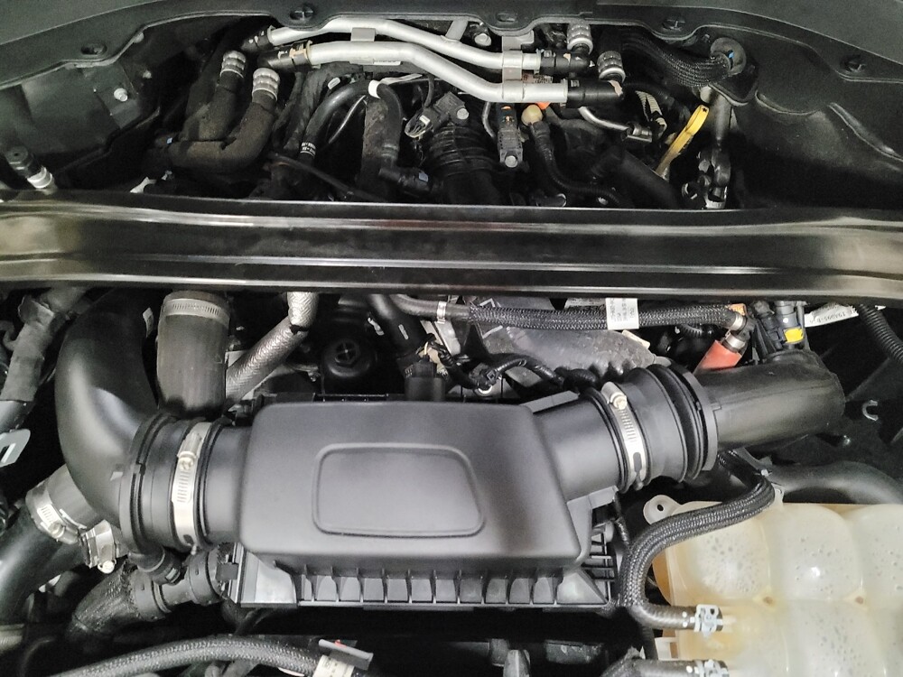 2020 Ford Explorer in Pittsburgh, PA 15236 - 18134251 30