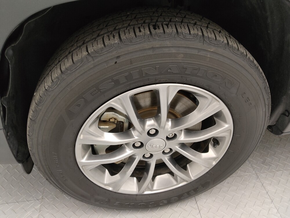 2021 Jeep Cherokee in Topeka, KS 66611 - 18134258 31