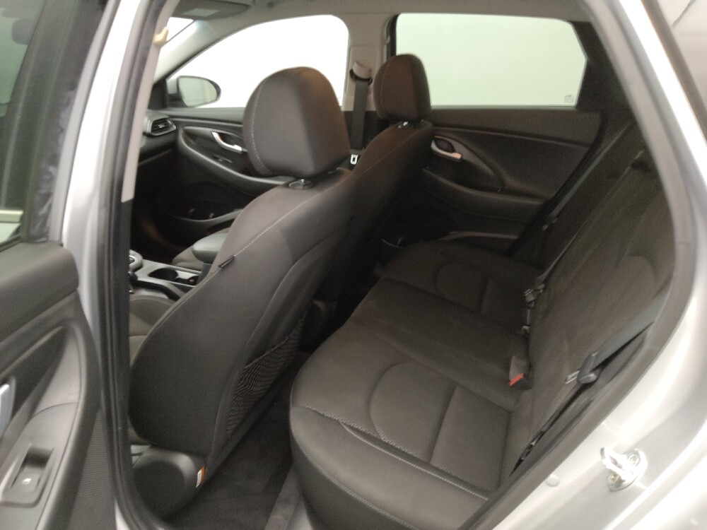 2020 Hyundai Elantra in Gladstone, MO 64118 - 18134261 18