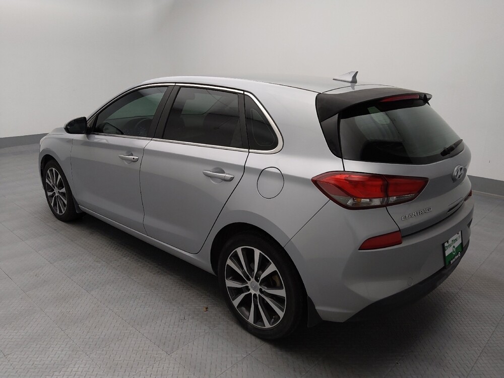 2020 Hyundai Elantra in Gladstone, MO 64118 - 18134261 3