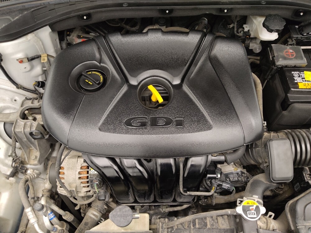 2020 Hyundai Elantra in Gladstone, MO 64118 - 18134261 30