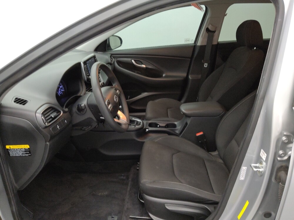 2020 Hyundai Elantra in Gladstone, MO 64118 - 18134261 17