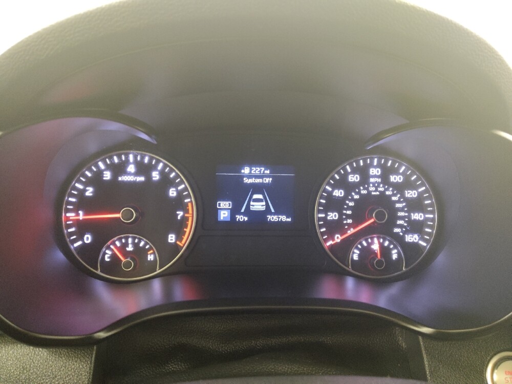 2020 Kia Optima in St. Louis, MO 63125 - 18134263 23