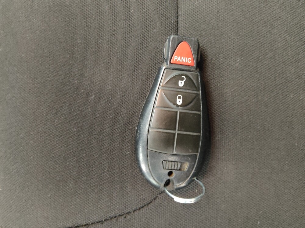 2020 Jeep Cherokee in Gladstone, MO 64118 - 18134264 32