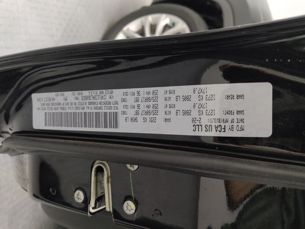 2020 Jeep Cherokee in Gladstone, MO 64118 - 18134264 33