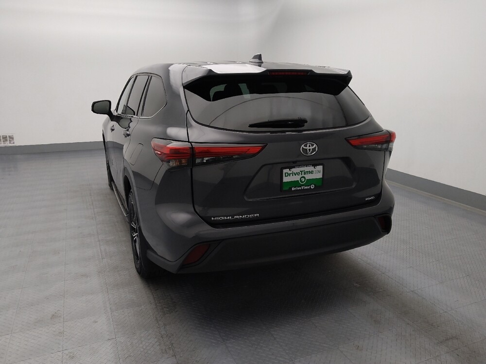 2020 Toyota Highlander in St. Louis, MO 63136 - 18134265 6