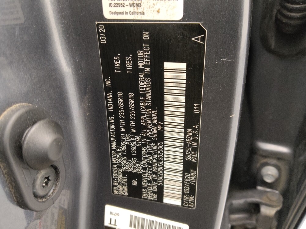 2020 Toyota Highlander in St. Louis, MO 63136 - 18134265 33