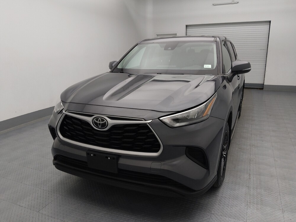 2020 Toyota Highlander in St. Louis, MO 63136 - 18134265 15