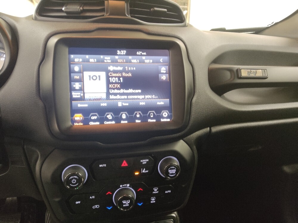 2021 Jeep Renegade in St. Louis, MO 63125 - 18134268 25