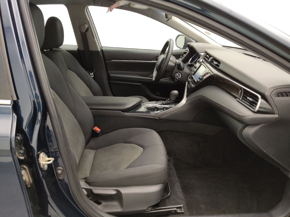 2020 Toyota Camry in Gladstone, MO 64118 - 18134271 21