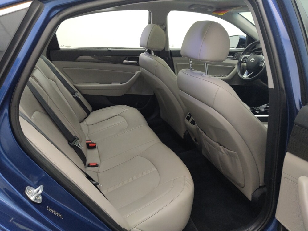 2018 Hyundai Sonata in Gladstone, MO 64118 - 18134272 19
