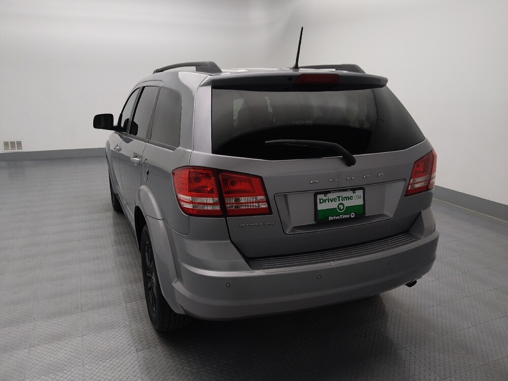 2020 Dodge Journey in Gladstone, MO 64118 - 18134273 6