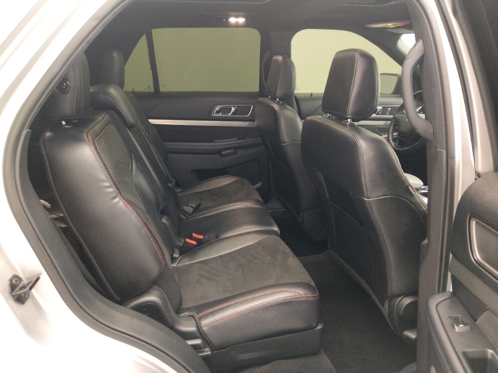 2019 Ford Explorer in Independence, MO 64055 - 18134274 19