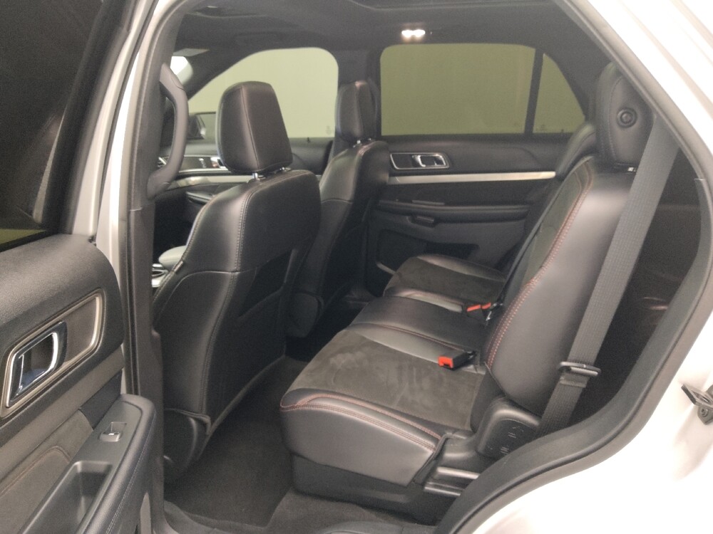 2019 Ford Explorer in Independence, MO 64055 - 18134274 18