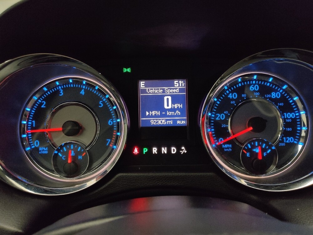 2016 Chrysler Town & Country in Lombard, IL 60148 - 18134275 23