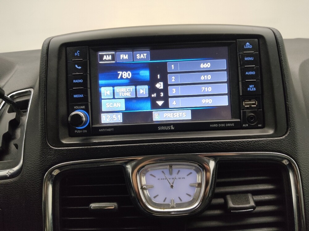 2016 Chrysler Town & Country in Lombard, IL 60148 - 18134275 25