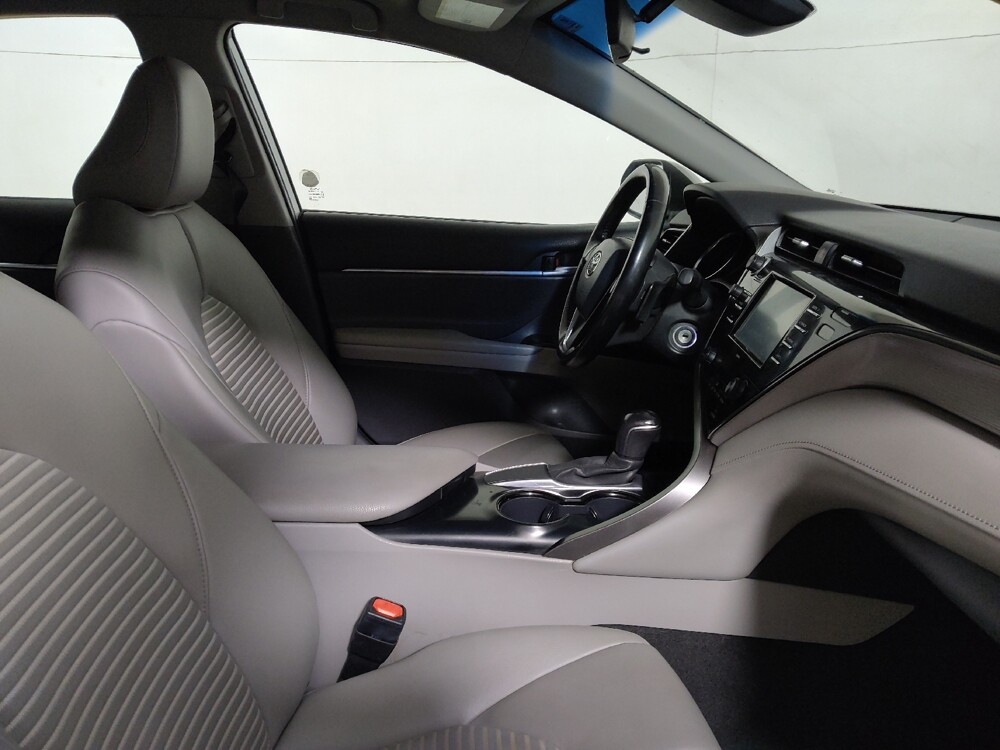 2020 Toyota Camry in Midlothian, IL 60445 - 18134278 21
