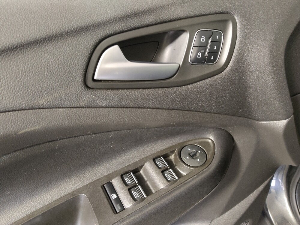 2019 Ford Escape in Midlothian, IL 60445 - 18134283 27