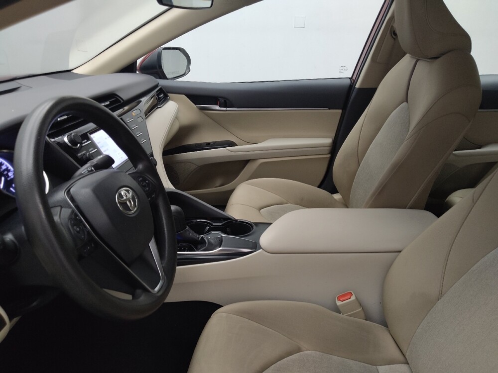 2019 Toyota Camry in Lombard, IL 60148 - 18134285 17