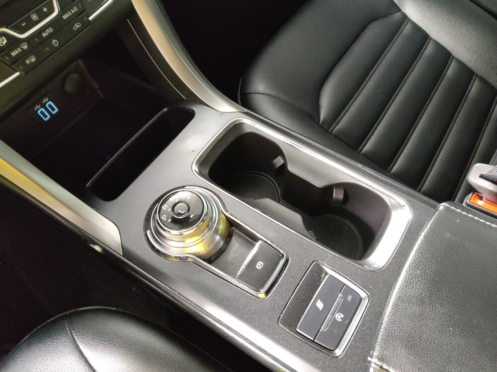 2020 Ford Fusion in Midlothian, IL 60445 - 18134286 26