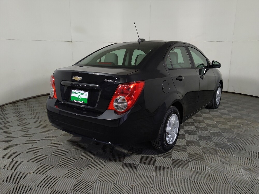 2015 Chevrolet Sonic in Midlothian, IL 60445 - 18134291 9