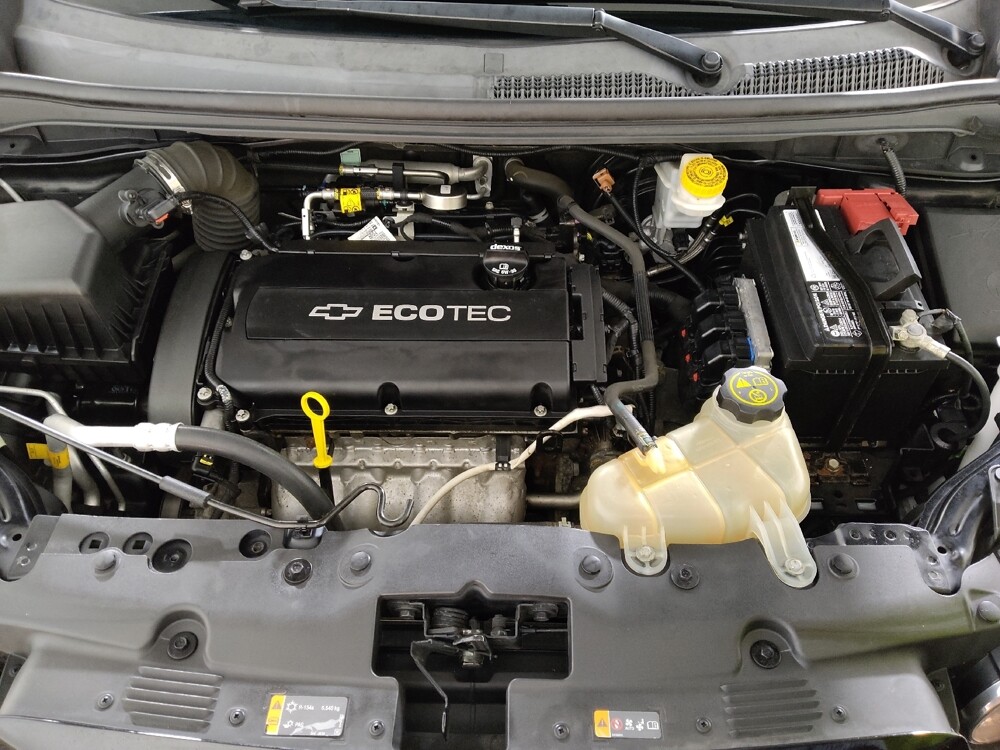 2015 Chevrolet Sonic in Midlothian, IL 60445 - 18134291 30