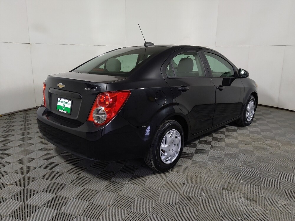 2015 Chevrolet Sonic in Midlothian, IL 60445 - 18134291 10