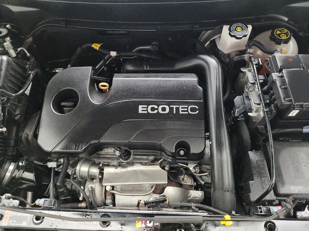 2020 Chevrolet Equinox in Taylor, MI 48180 - 18134295 30