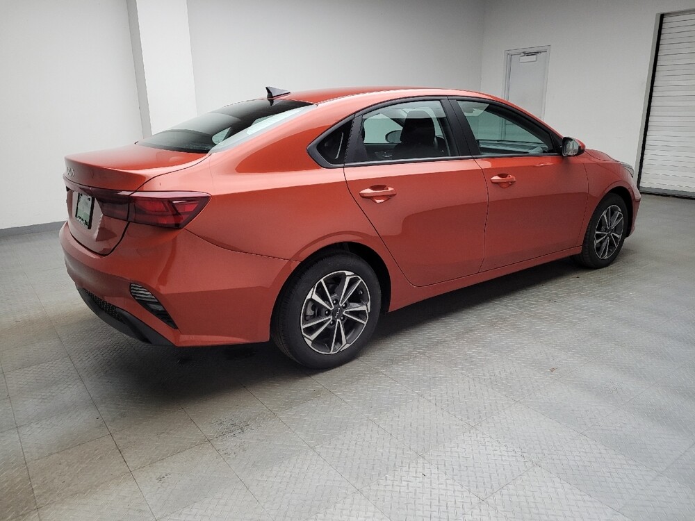 2023 Kia Forte in Taylor, MI 48180 - 18134296 10