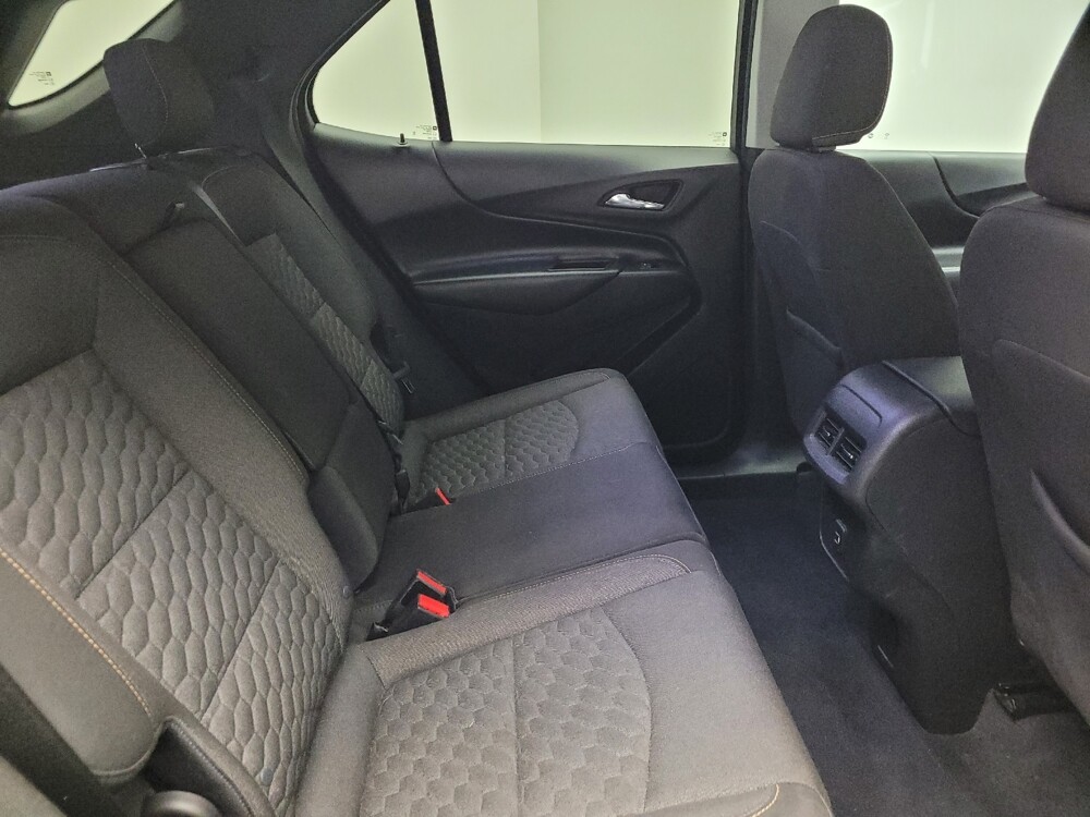 2019 Chevrolet Equinox in Taylor, MI 48180 - 18134297 19