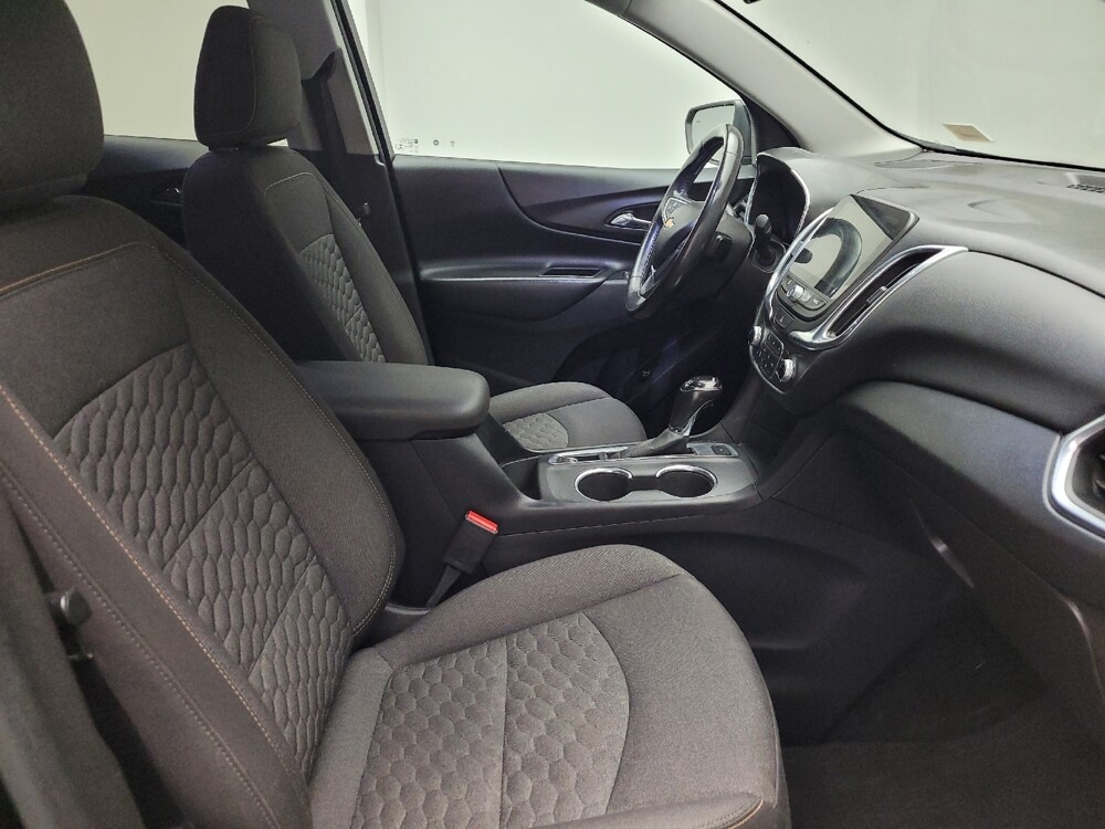 2019 Chevrolet Equinox in Taylor, MI 48180 - 18134297 21