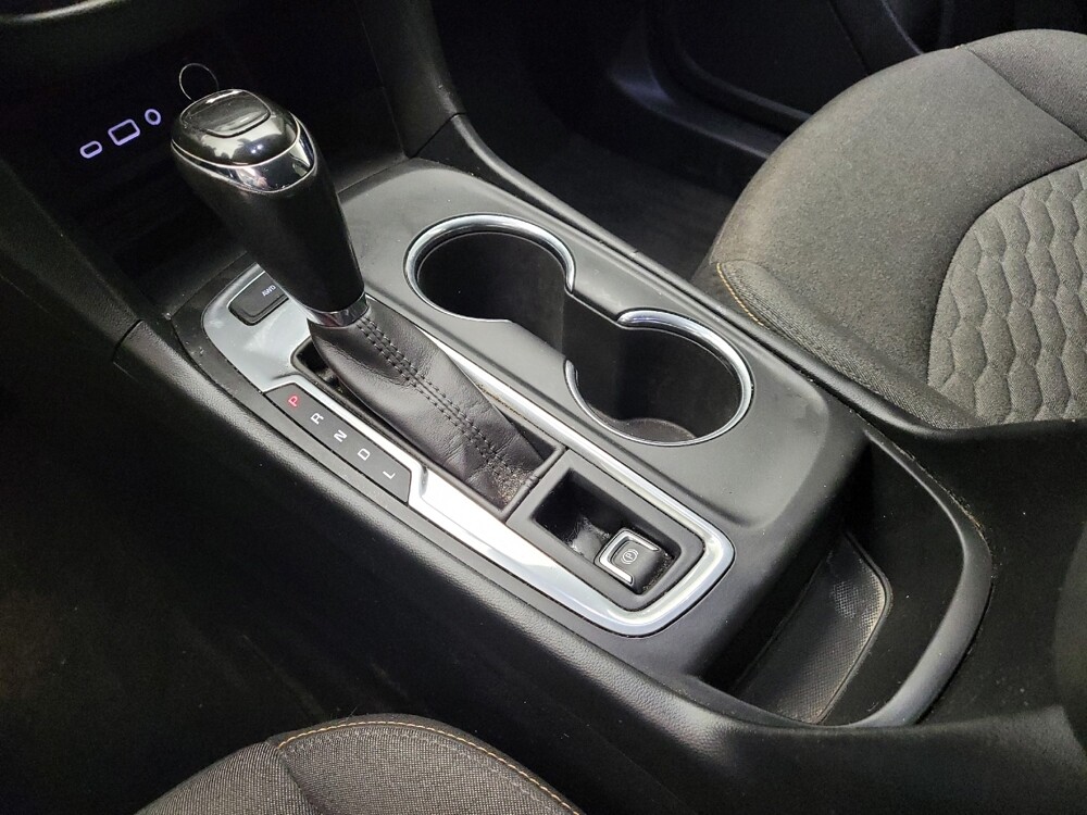 2019 Chevrolet Equinox in Taylor, MI 48180 - 18134297 26